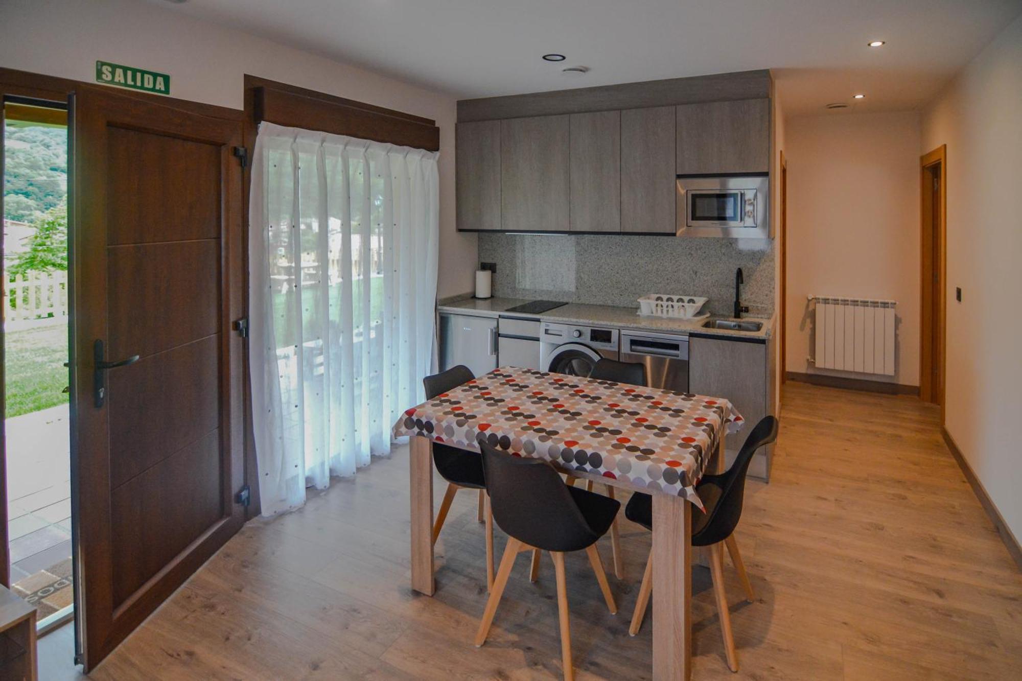 Apartamentos Fuente La Pipa Avín Exterior foto